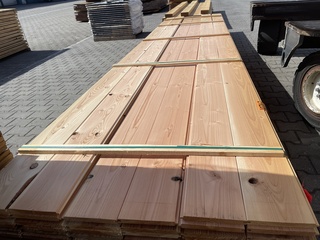 Ca. 70x Douglas Veer en Groef, 18x185mm, lengte 500cm